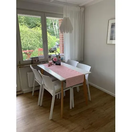 Comfortable Holiday With Garden * Ahrenshoop