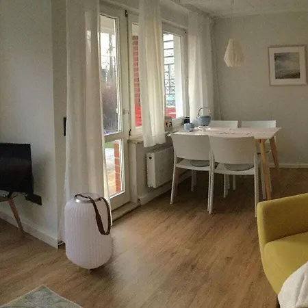 Comfortable Holiday With Garden * Ahrenshoop